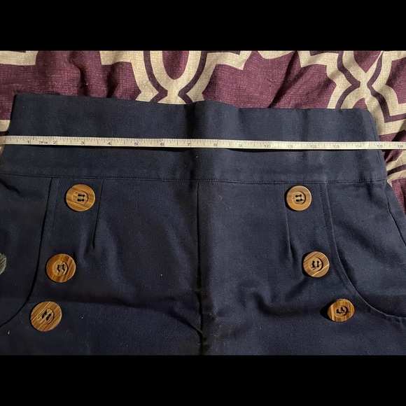 “Who wears short shorts” denim 6 button shorts - Picture 3 of 5